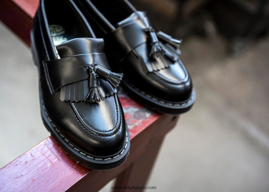 Femmes Solovair Mocassins à Pampilles Ultra-brillants Vegan Noirs 48f40r393