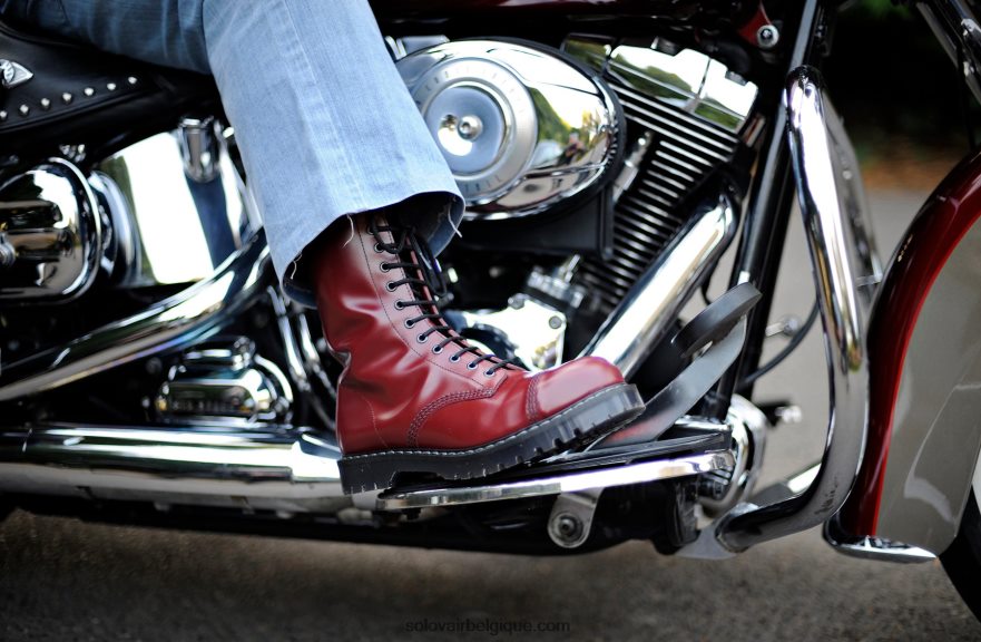 Hommes Solovair Botte Derby Rouge Cerise à 11 œillets à Bout En Acier 48f40r70